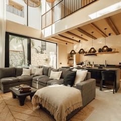 3BR Lux Villa 2 private pools, rooftop w/Concierge