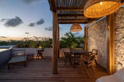 1 BR Style Private Pool, Garden, Grill, Concierge - Image 2