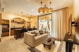 Jungle Luxury: 1-BR, Plunge Pool, Fully Equipped - Image 2
