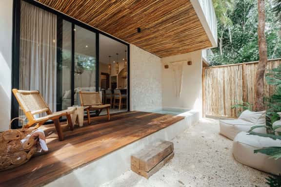 1BR Designer Apt Private Pool and Garden - Image 1