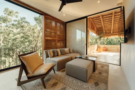 Exclusive PH, private pool, huge terrace w/concierge - Image 1