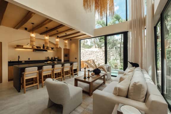 Iconic Villa 10p, Grill, 2 Privat Pools, Concierge - Image 1