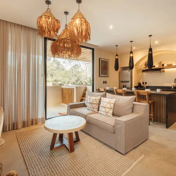 Perfect Getaway: 1 Bedroom + Private P-Pool - Image 1