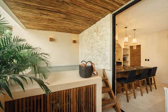 Jungle Retreat w private pool n concierge - Image 3