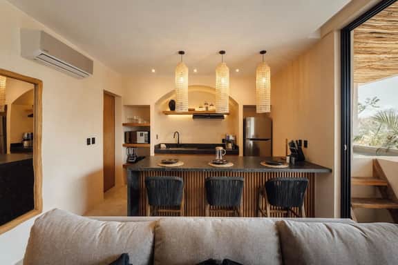 Vista, alberca privada y confort en 1 habitación - Image 4